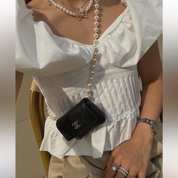 Unique blouse top - Picture 3 of 5